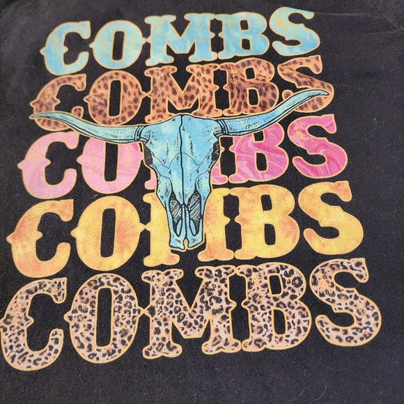 Gildan Luke Combs Black Tshirt With Graphics Size Small - Picture 3 of 5